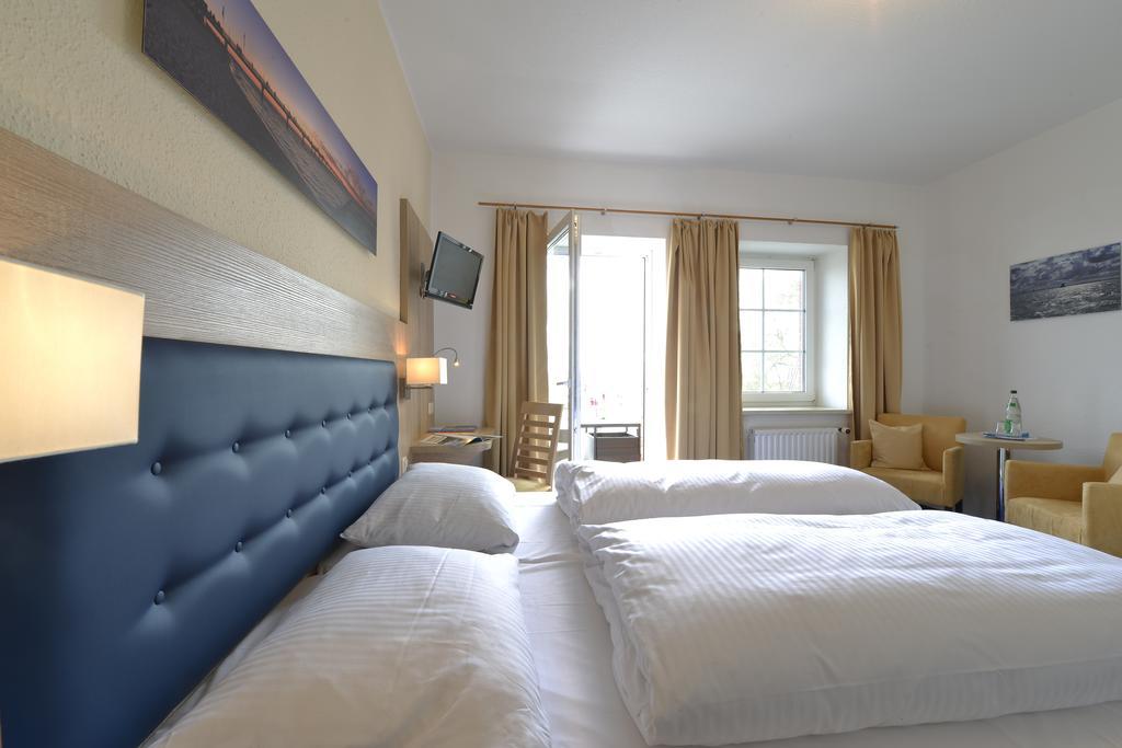 Hotel Boddenhus Garni Zingst Dış mekan fotoğraf