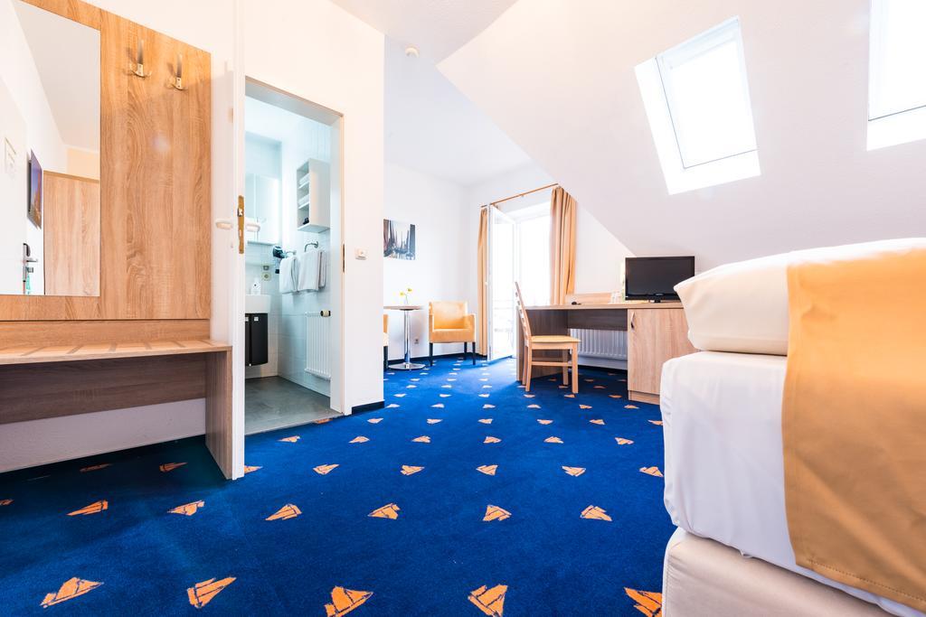 Hotel Boddenhus Garni Zingst Dış mekan fotoğraf