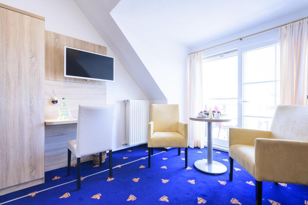 Hotel Boddenhus Garni Zingst Dış mekan fotoğraf