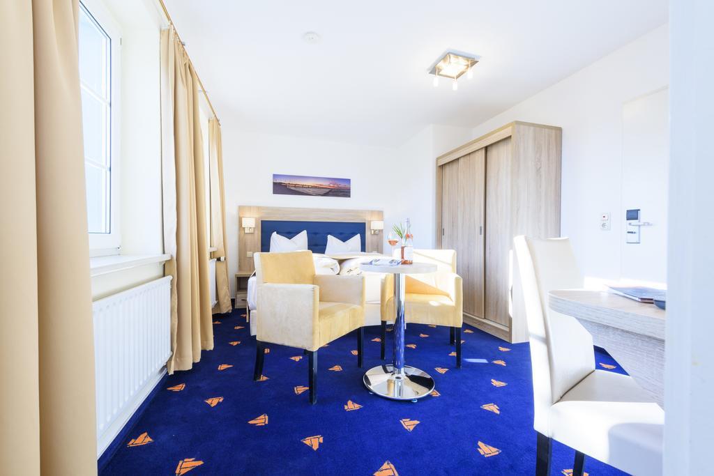 Hotel Boddenhus Garni Zingst Dış mekan fotoğraf